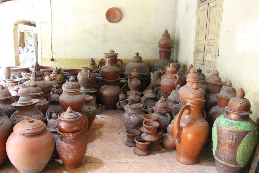 Gerabah Sitiwinangun Cirebon sebagai kerajinan tradisional dari tanah liat